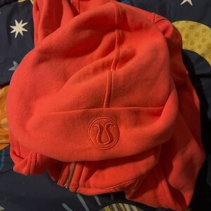 Lululemon scuba crop, m/l